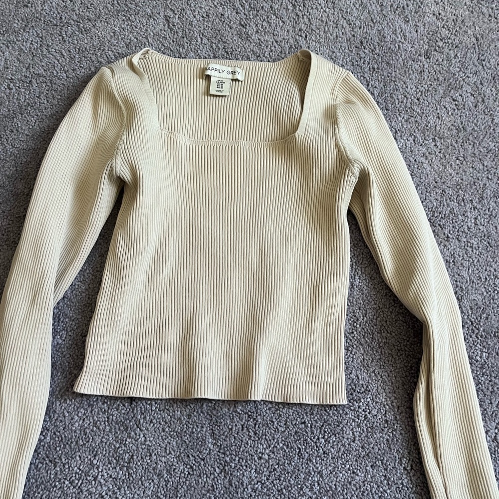 Neutral long sleeve shirt